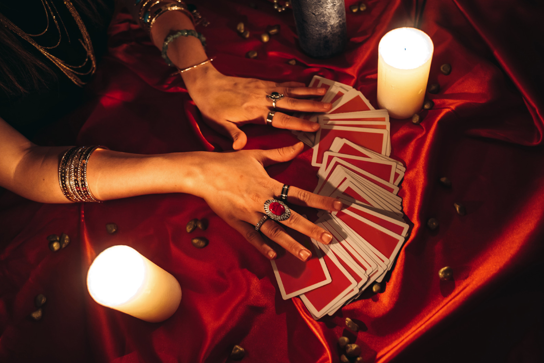 Why is Tarot the Most Popular Psychic Tool? - Psychic Cards