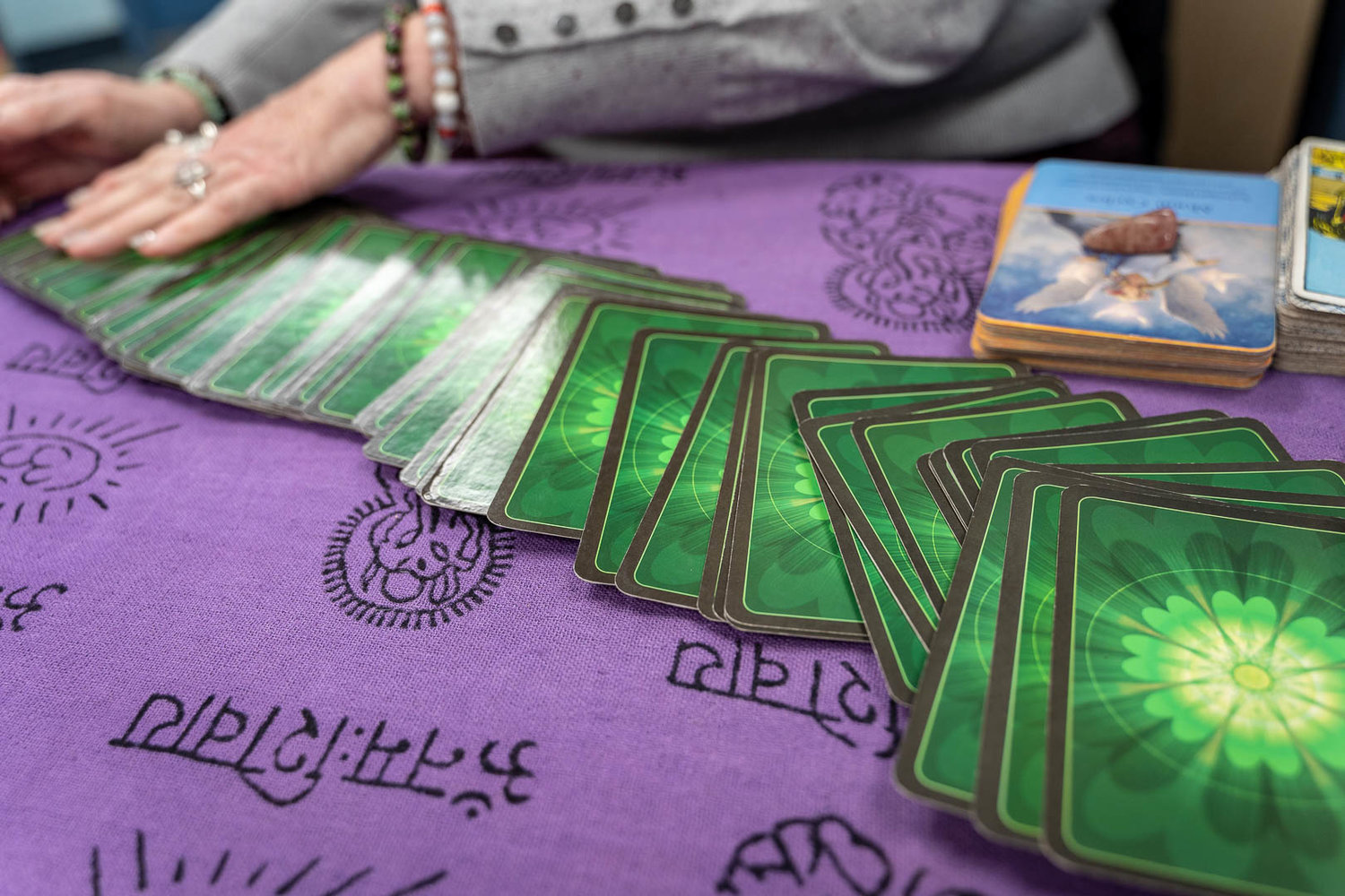 Angel card readings to improve your life Angel card readings to improve your life
